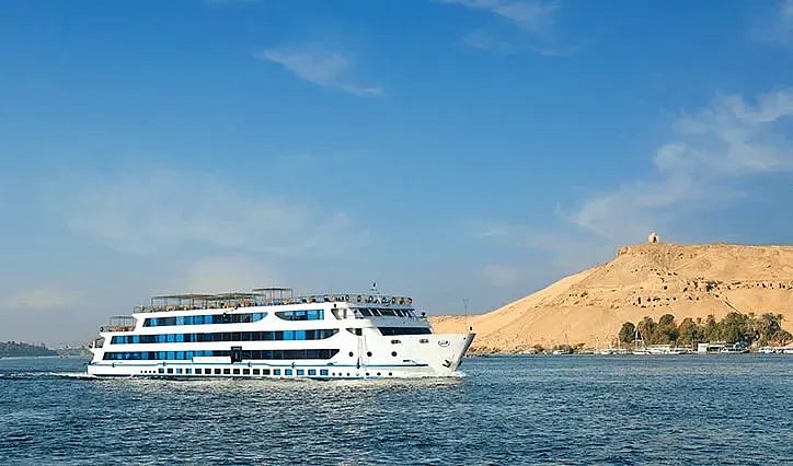 Oberoi Zahra sailing on the Nile