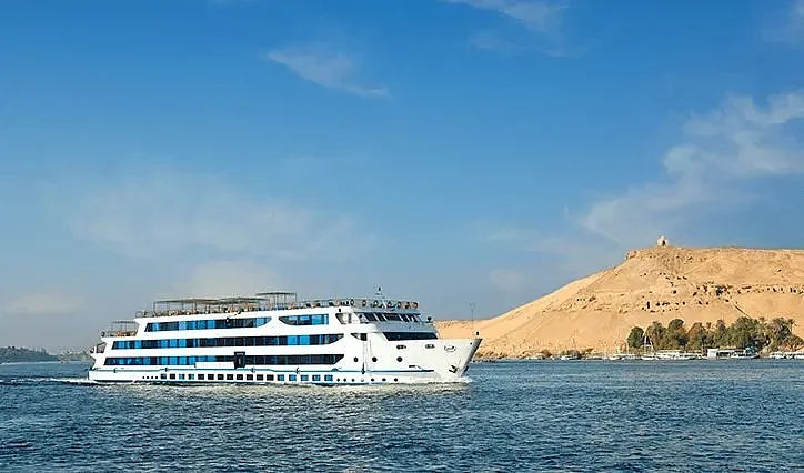 Oberoi Zahra sailing on the Nile