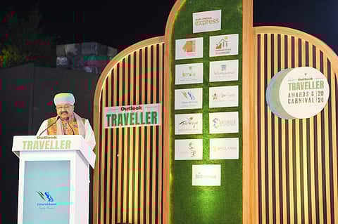 Chief Guest Shri Satpal Maharaj, Tourism Minister of Uttarakhand encouraged the crowd with his inspiring words