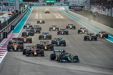 cristiano barni/Shutterstock : According to a Skyscanner report, the search data for the 2024 Abu Dhabi Grand Prix showed a 57 per cent jump in volume in the week of December 2 as compared to the following week