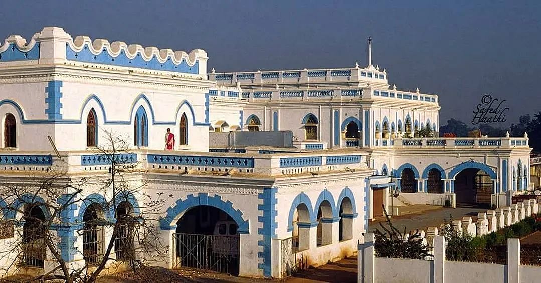 The palace was constructed by the Kakatiya dynasty