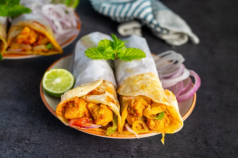A serving of spicy rolls