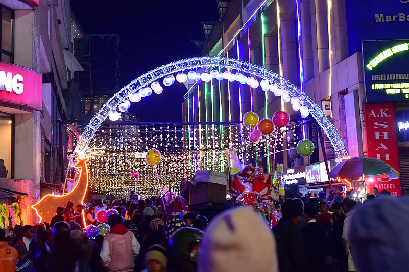 Police Bazar lights up during Christmas
