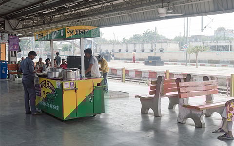 Food stalls at railway stations will remain open for extended hours, especially for late-night travellers