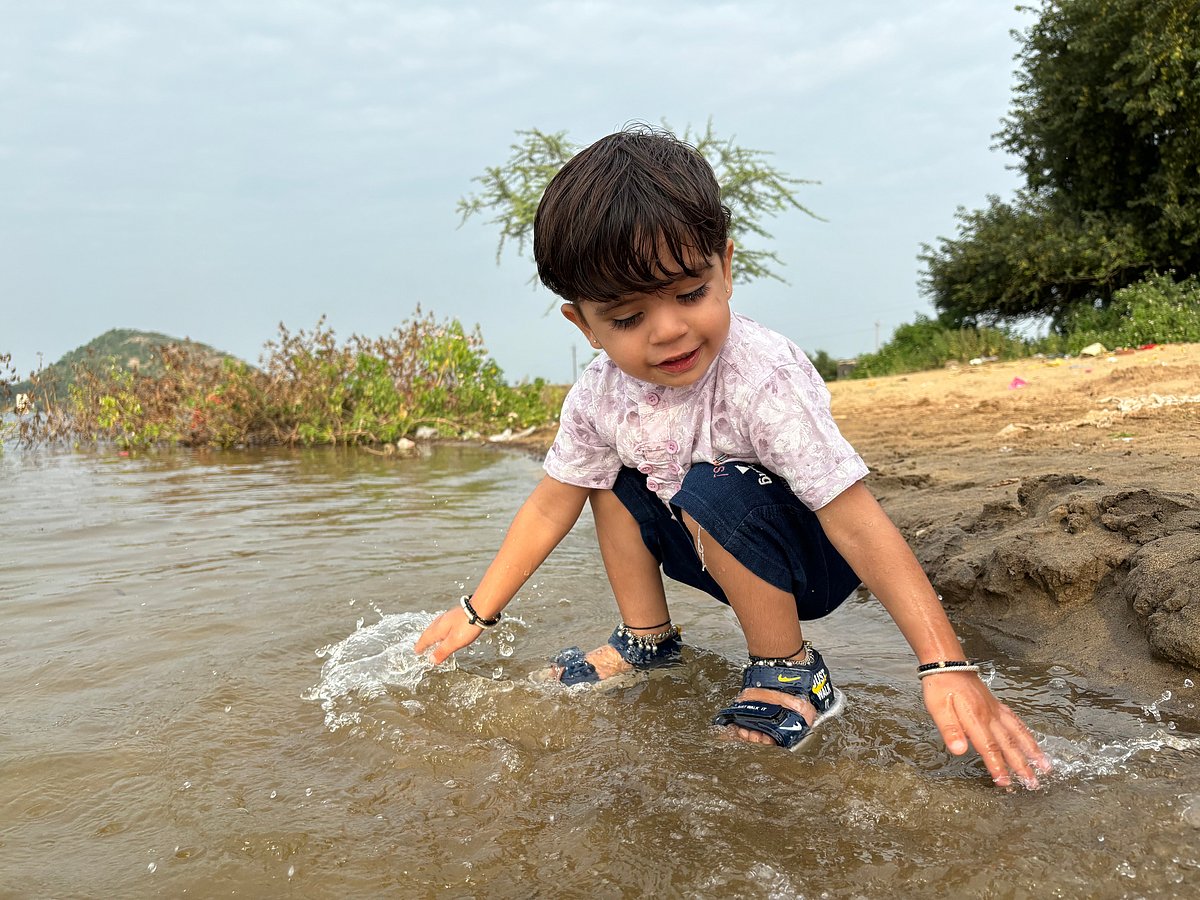 Choose a destination with low-cost or free attractions like national parks, beaches, museums and playgrounds for kids