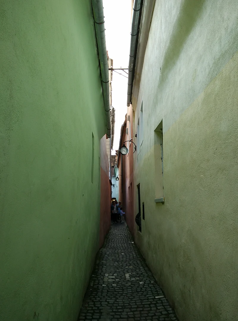 Strada Sforii (Rope Street) is one of the narrowest streets in Europe. It measures only about 1.3 metres (4.3 feet) wide