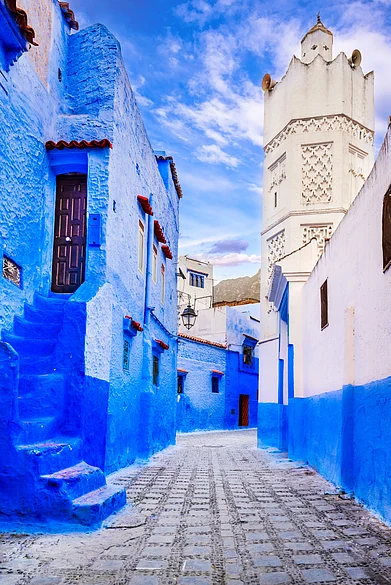 Shutterstock : The blue beauty of Chefchaouen, Morocco