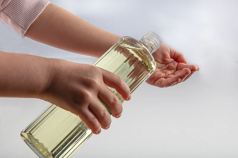 Kolonya is sprinkled on guests’ hands as they enter homes, hotels and hospitals