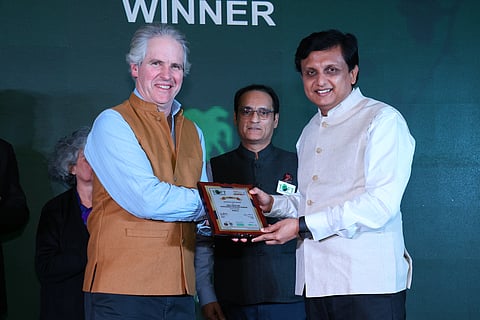 Shri P.A. Mohammed Riyas (right) Minister for Public Works Department and Tourism, Government of Kerala receiving the award on behalf of Kerala for the category Sanctuary Asia Award for Best State for Sustainable Wildlife Tourism from Mr. Julian Matthews (Founder & Ambassador TOFT) (left) and Mr.Vishal Singh (centre), Founder TOFT