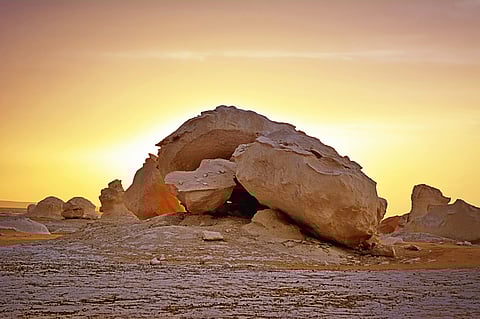 The place offers arid climate