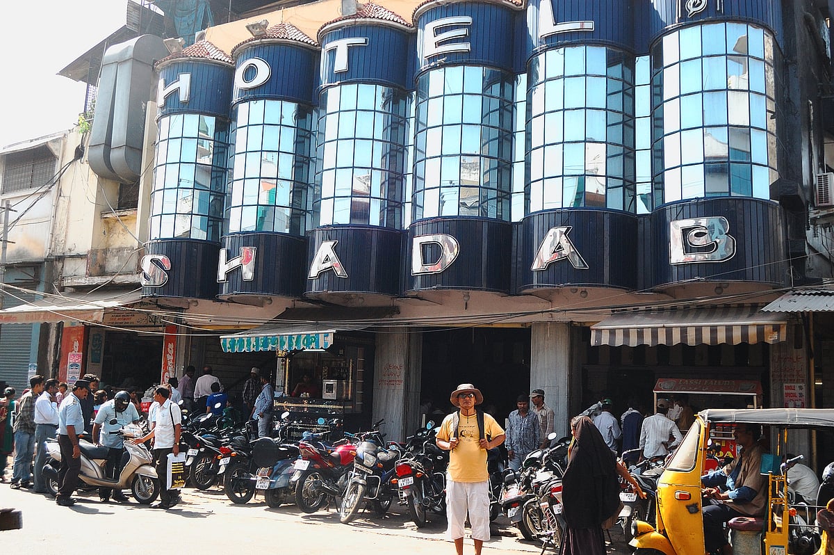A tourist in front of Shadab