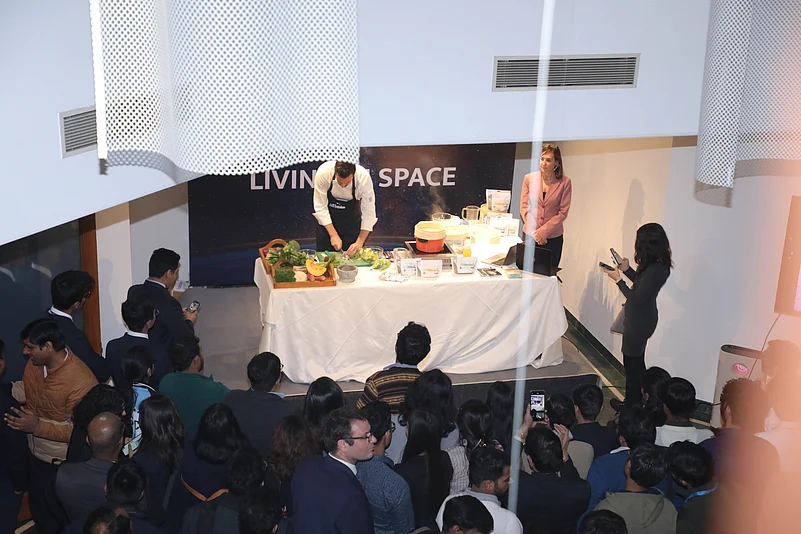 Italy celebrates 60 years in space