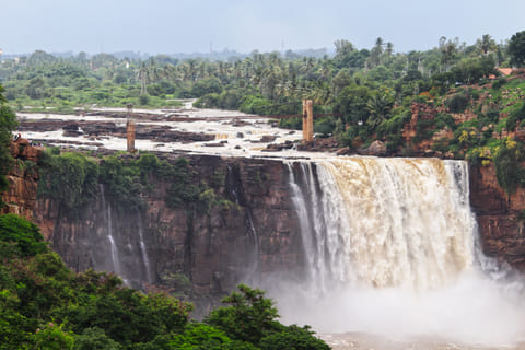 Gokak Falls plunges dramatically into a 170-meter-deep gorge, almost mimicking the grandeur of Niagara Falls