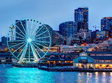 Shutterstock : A ferry near Pier 55 in Seattle, WA