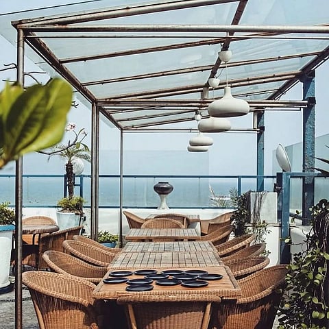 Dine out with the beautiful sea in full view at The Promenade’s pan-asian rooftop restaurant