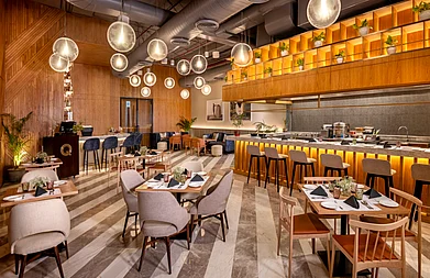 689 by The Quorum Club : 689 by The Quorum Club is sleek with an understated Oriental charm