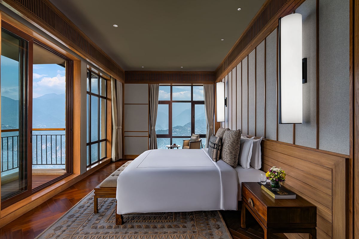 Wake up to stunning views all around