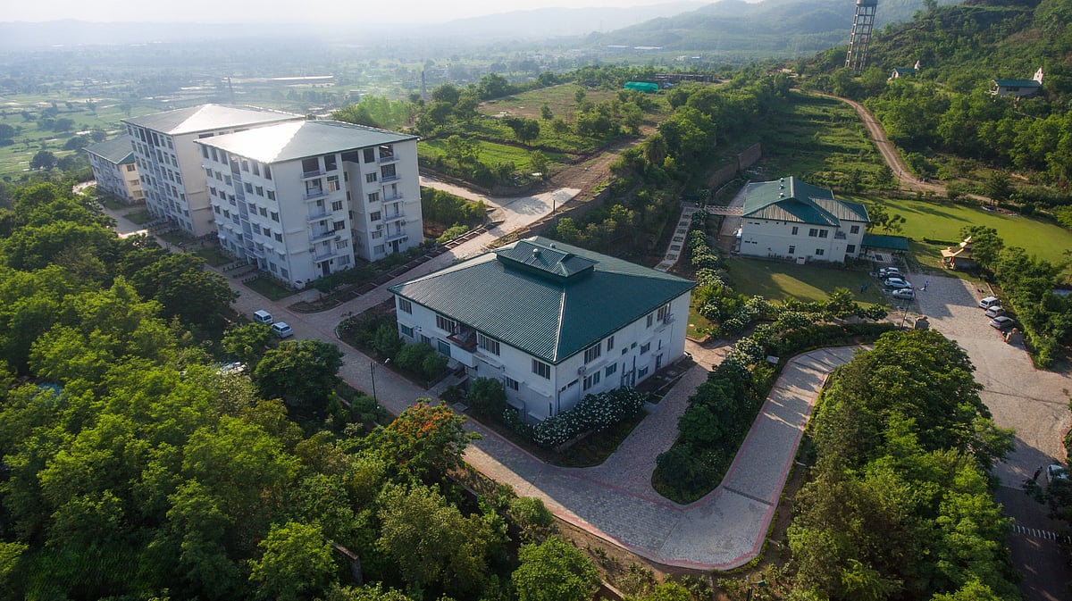 This serene haven combines traditional Ayurvedic treatments with spiritual wellness practices