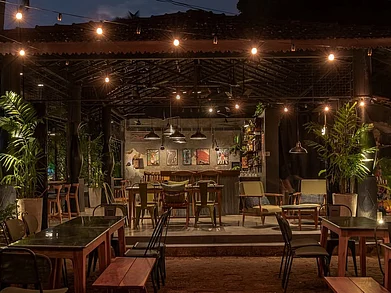 Boiler Maker/Instagram : Boiler Maker in Siolim comes with a laidback vibe of a dive bar and the energy of a house party