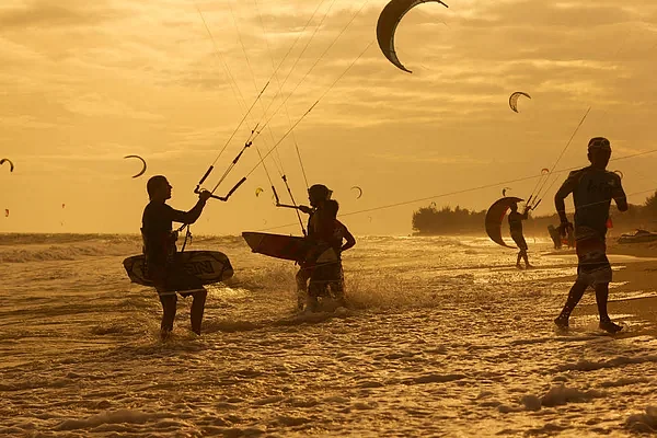 Experience kitesurfing in Mui Ne