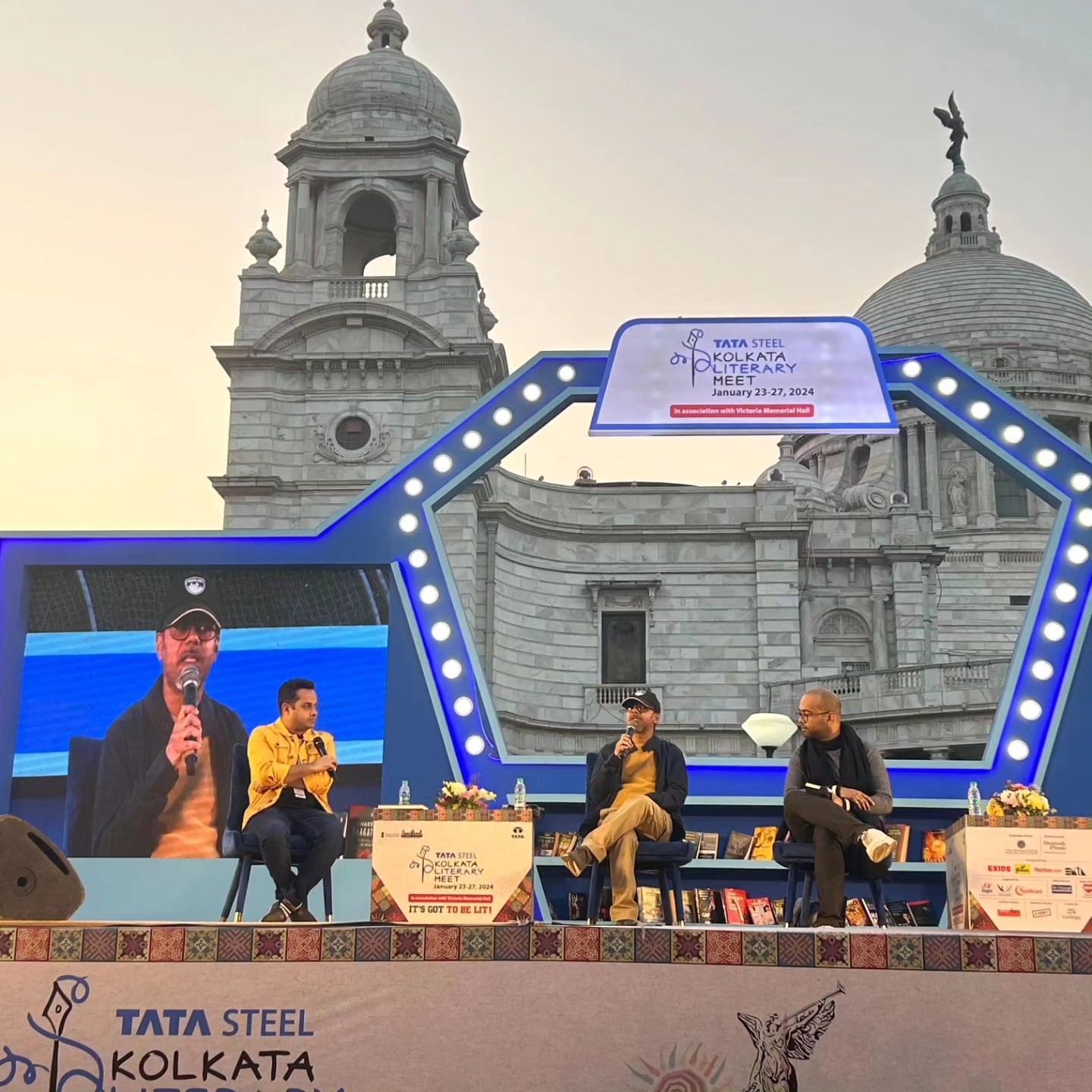 The festival is held against a stunning backdrop of the Victoria Memorial Hall