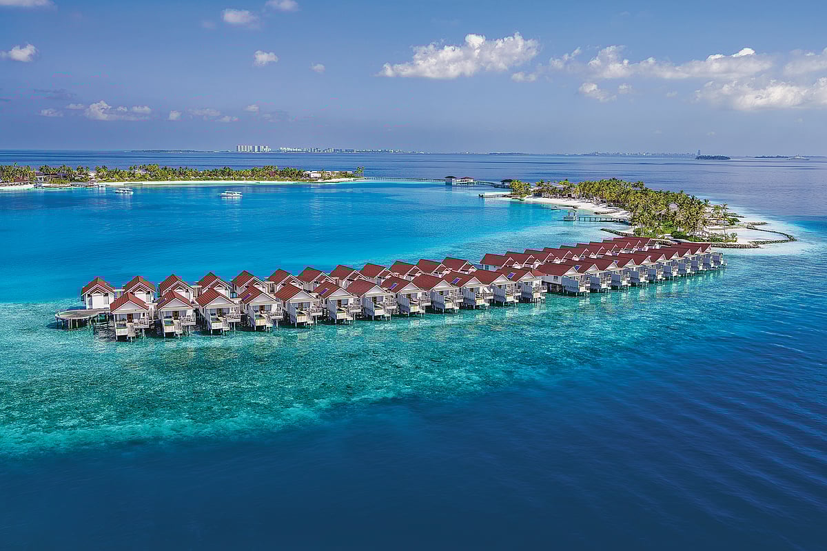 Located just a few minutes from Velana International Airport, OBLU SELECT Lobigili is a contemporary 5-Star resort, exclusively for adults