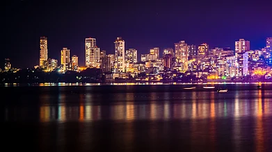 Amit kg/Shutterstock : Mumbai at night