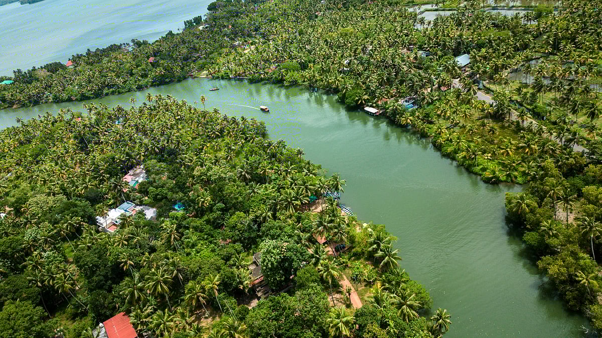 Shutterstock : Varkala is a perfect beach gateway