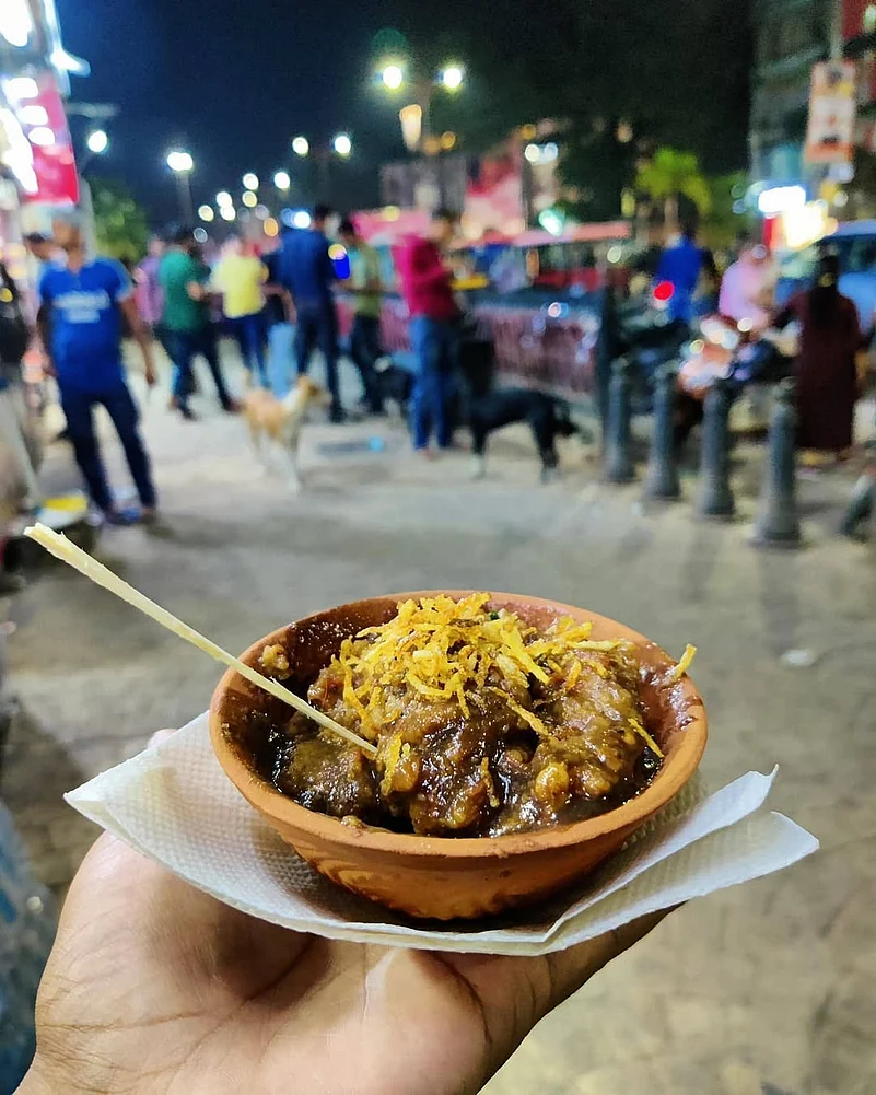 Try the local chaats in Prayagraj