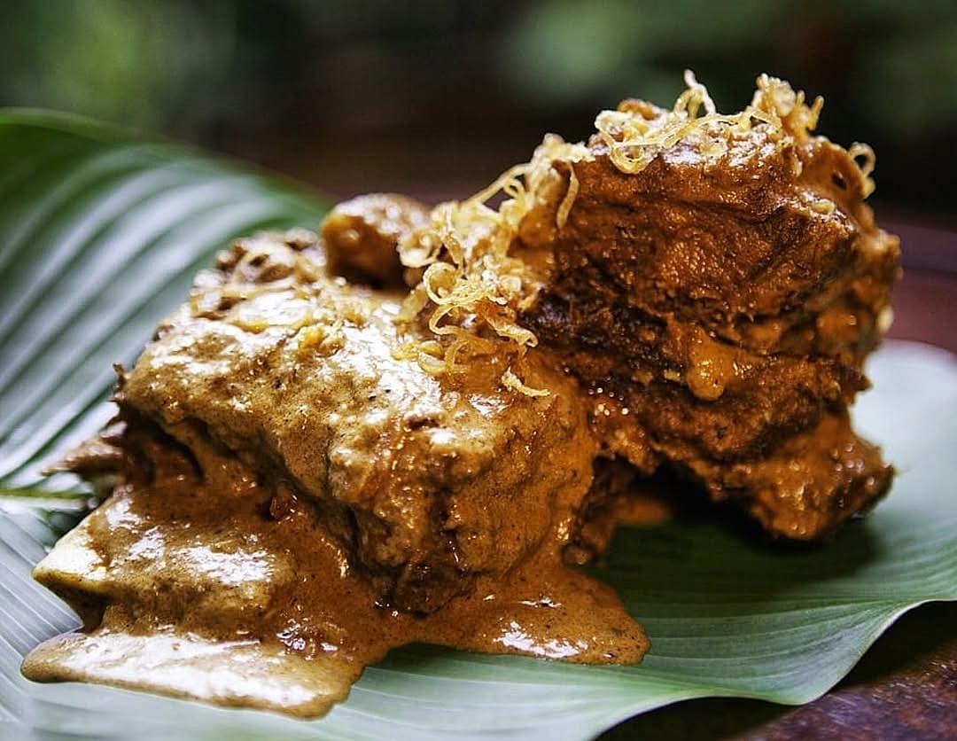 Opor Rusuk at Bijan.