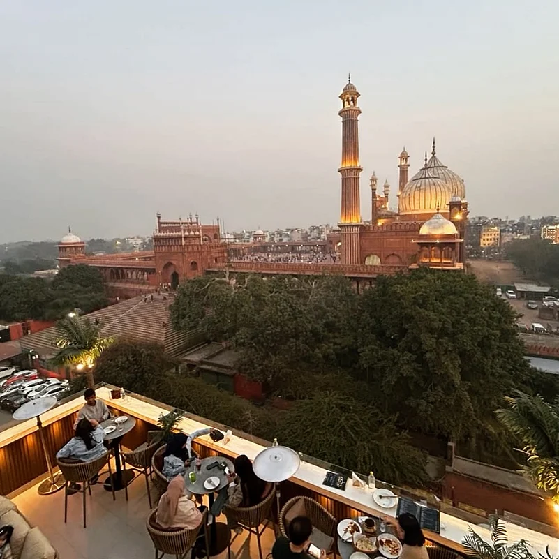 View of the Jama Masjid from the Gumbad café