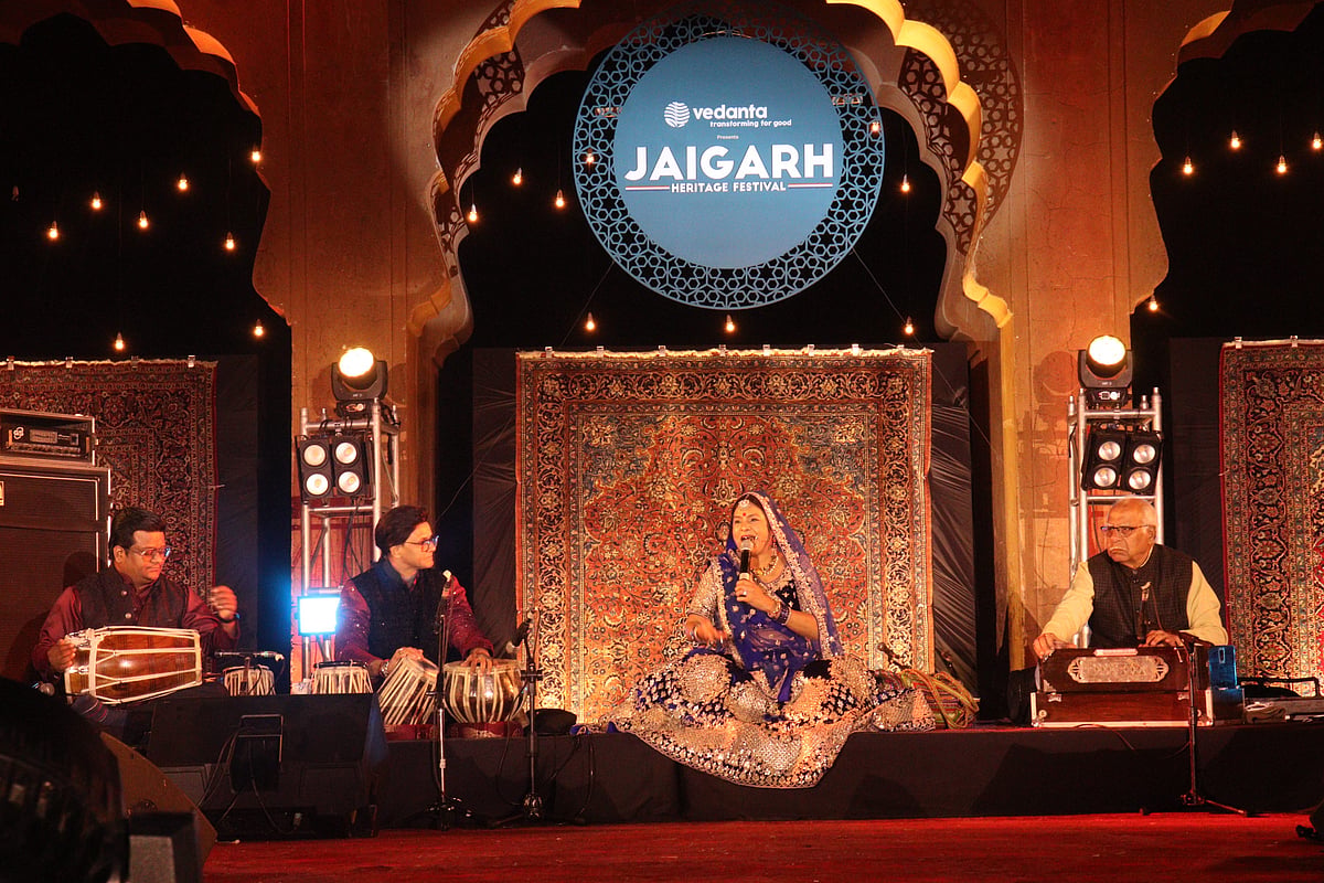 Malini Awasthi performing at the festival