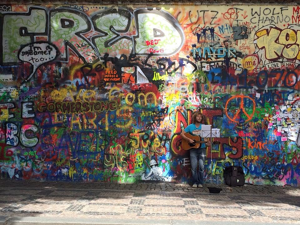 Lennon Wall, Prague