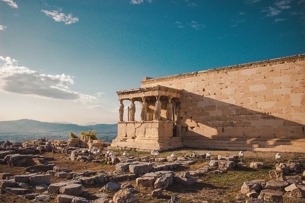 Photo by Arthur Yeti on Unsplash : Greece