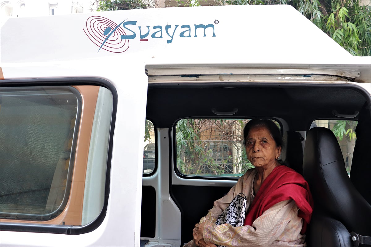 During the COVID-19 pandemic, Svayam organised transport for vulnerable members of the population with reduced mobility to vaccination centres