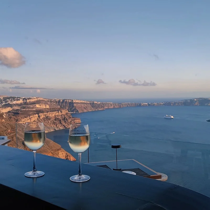 Located in the renowned village of Imerovigli, just 1.2 miles from Fira town, this hotel is built into the cliffs