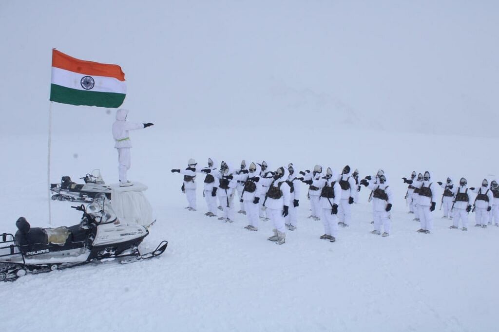 X/MyGovIndia
 : Indian army soldiers at Siachen