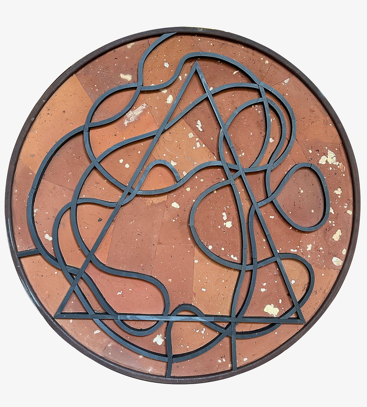 Each piece invites viewers to embark on a journey—not just through the cities they know, but through the ideas, emotions, and tensions that shape them