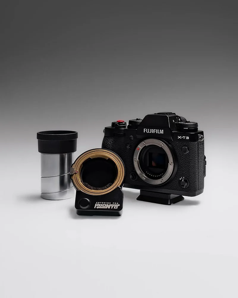 A Leitz projector lens, an XT3 and a Fotodioxpro pronto adapter