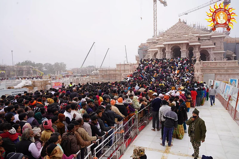 A massive crowd of worshippers at the Ram Temple in Ayodhya on January 1, 2025