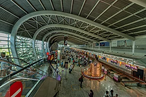 Shutterstock : Mumbai Airports Terminal 1 will undergo a phased redevelopment beginning November 2025