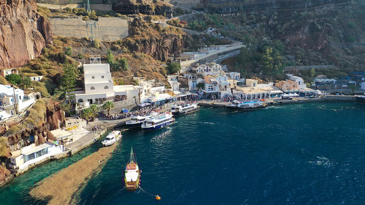 aerialmotion/Shutterstock : The old port of Fira in Santorini mainly serves cruise ships