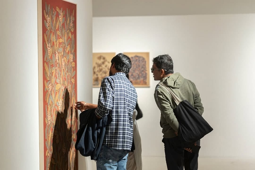 emami_art/Instagram : Step into a captivating world at this exhibition with hand-painted fabric masterpieces in Kolkata