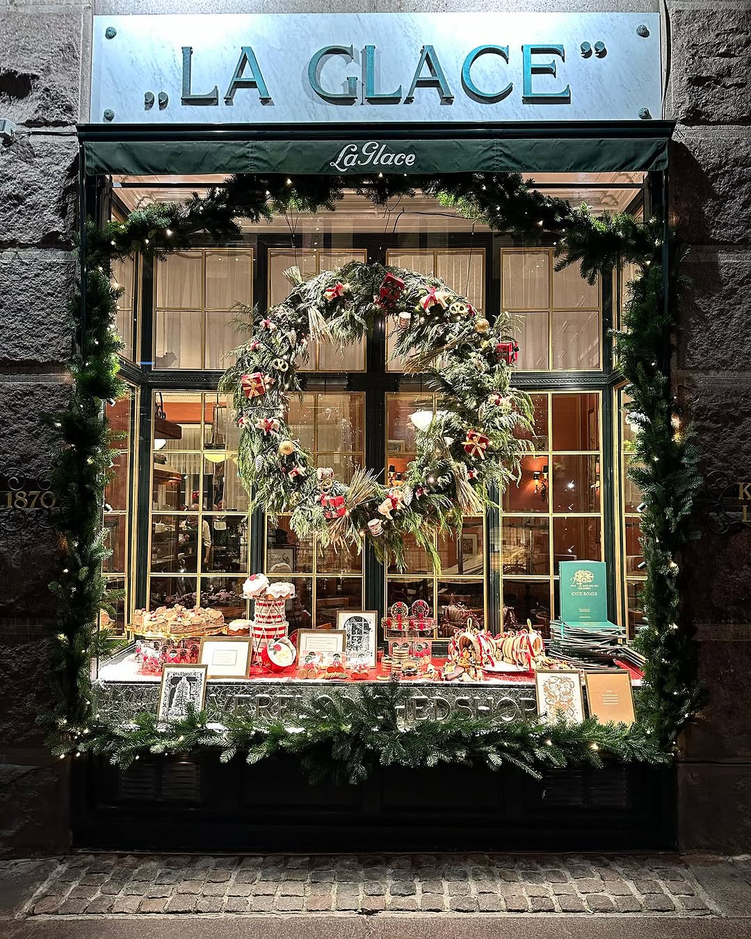 The oldest bakery of Denmark; La Glace