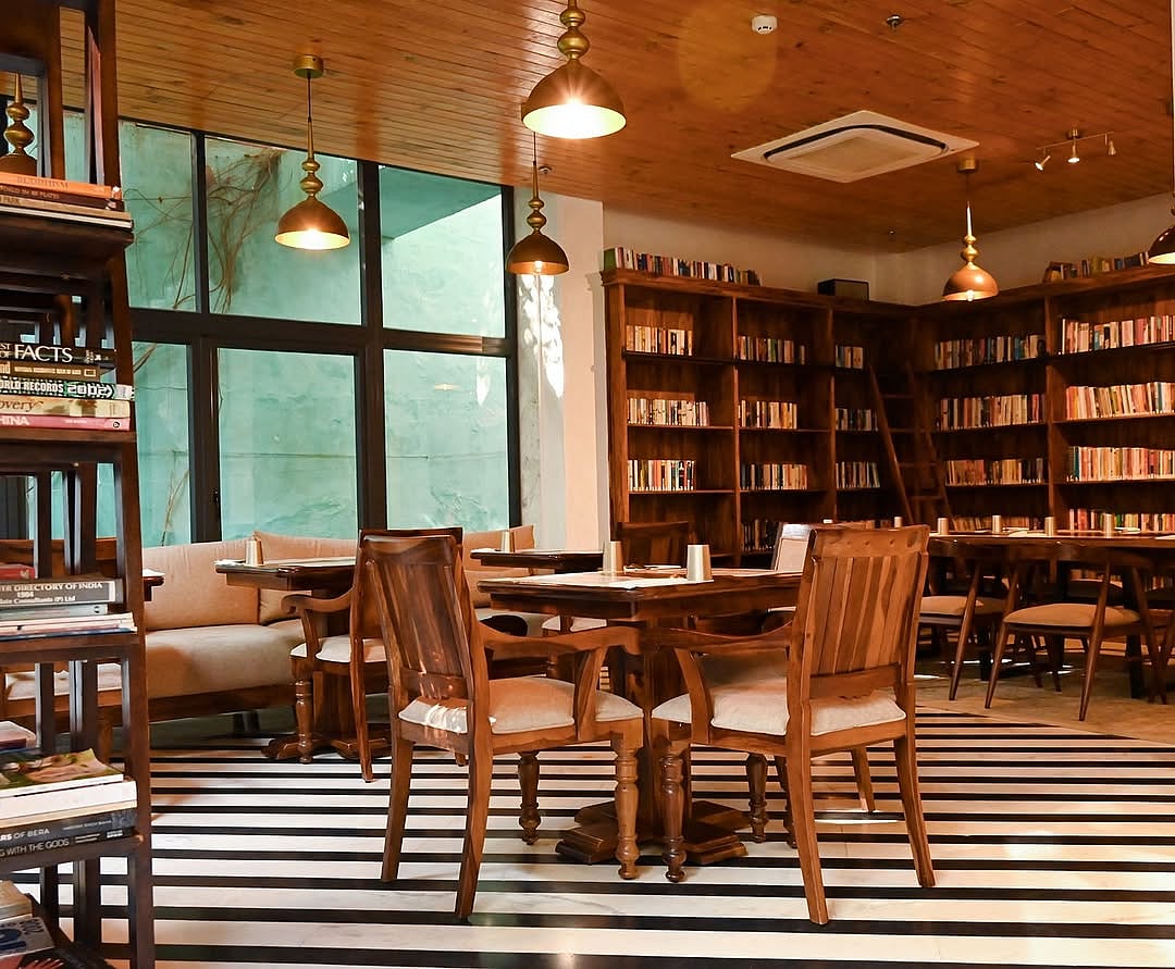 Pair books with crispy dosas at The Library in Jaipur
