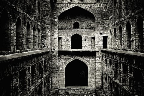 Ugrasen ki Baoli