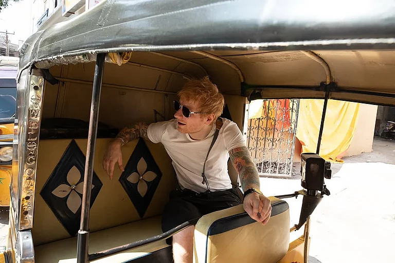 Ed Sheeran in an auto rickshaw in India - teddysphotos/Instagram