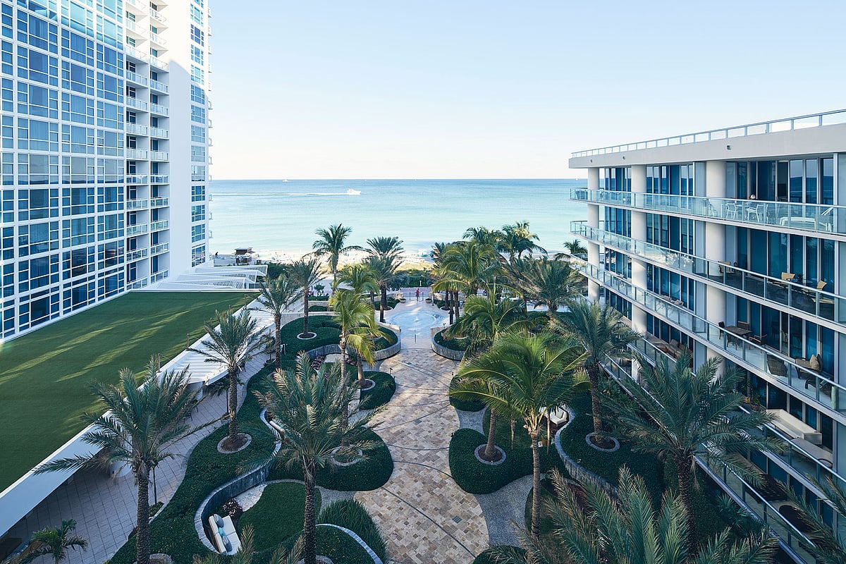 Carillon Miami Wellness Resort™ is a sanctuary of wellbeing. 