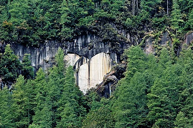 Ananda Banerjee : A large heart-shaped natural formation on an escarpment outside Anini