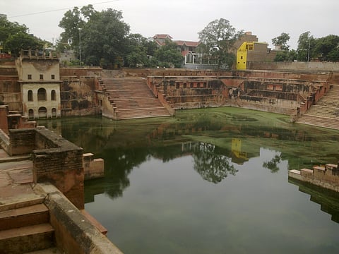The Potra Kund is located within the Shri Krishna Janambhumi temple complex of Mathura
